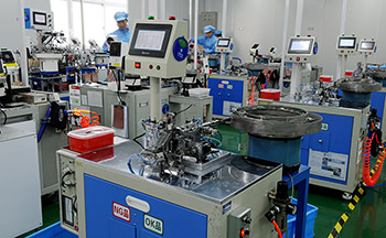 港源電子輕觸開關生產設備